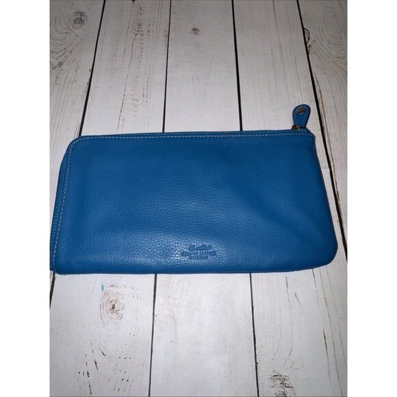 Buxton Blue Soft Leather Zip Closure Large Wallet 9x4” EUC - Picture 3 of 7